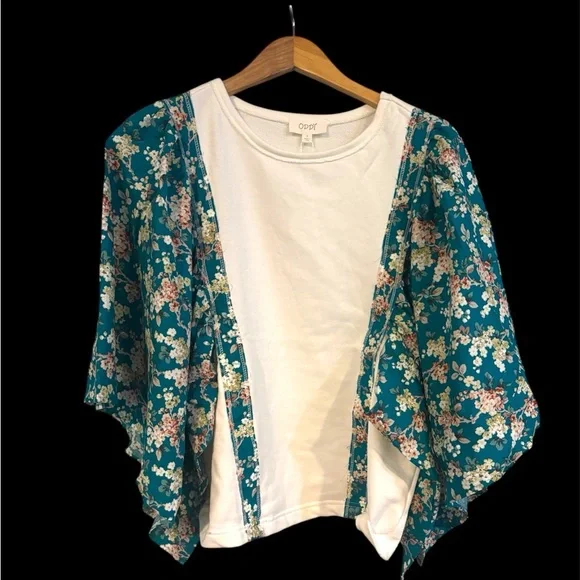 Oddi Floral Sleeve Top NWT - Picture 1 of 7